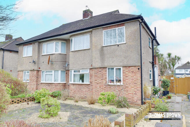 2 bed property, in Transmere Road, £300,000