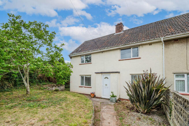 3 bed property, in The Grove, £325,000