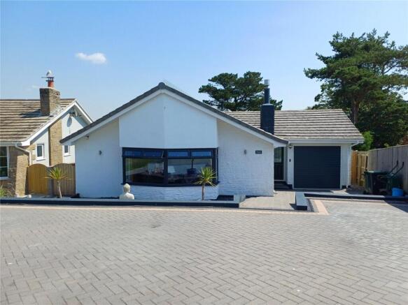2 bed property, in West Walks, £750,000