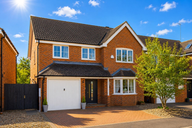 4 bed property, in The Rookery, £425,000