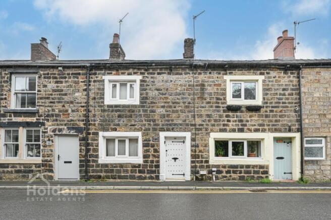 1 bed property, in 53 Church Street, £99,000