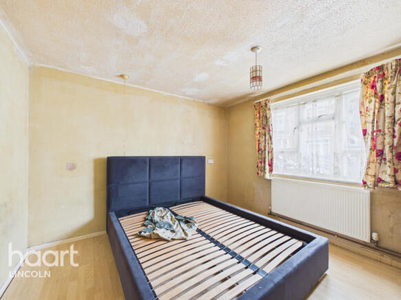 1 bed property, in Eastbourne Street, £85,000