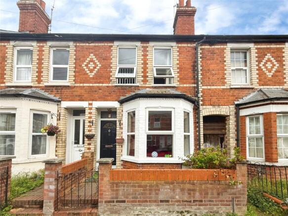 3 bed property, in Lincoln Road, £365,000