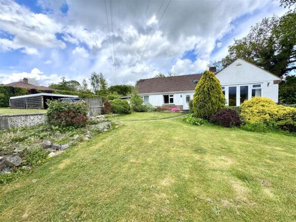 3 bed property, in Allaston Road, £450,000