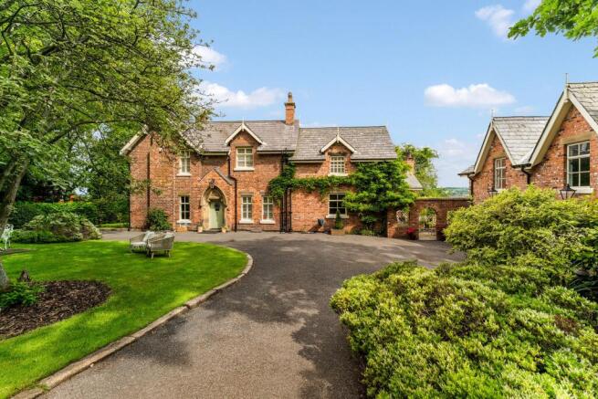 5 bed property, in Higher Lane, £2,350,000