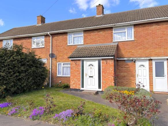 3 bed property, in Northfields, £350,000