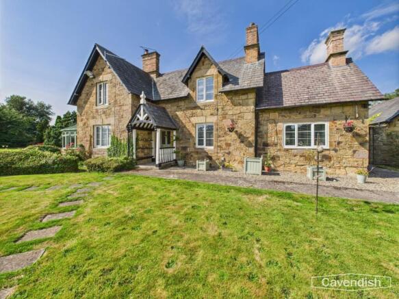 3 bed property, in Mold Road, £600,000