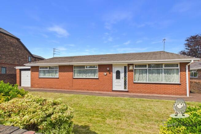 3 bed property, in Scotchbarn Lane, £280,000