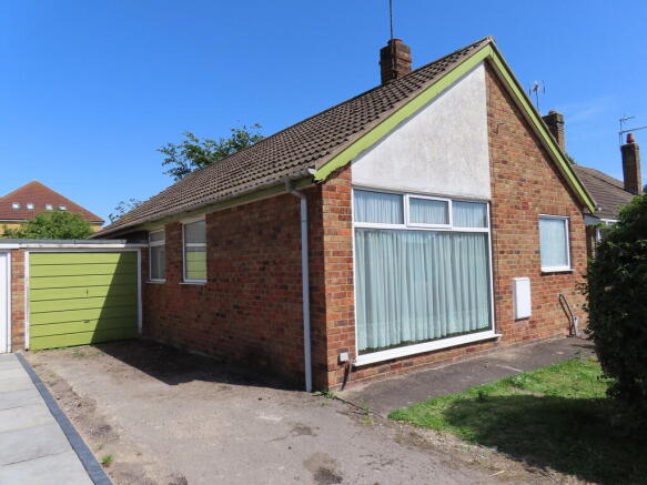 3 bed property, in St. Stephens Crescent, £150,000
