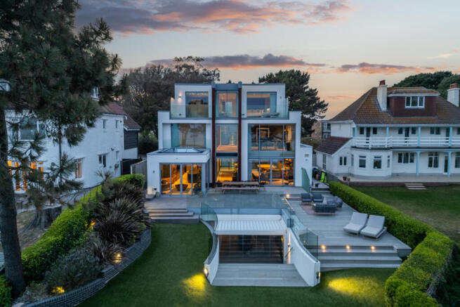 5 bed property, in Banks Road, £12,500,000