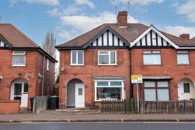6 bed property, in Queens Road, £350,000