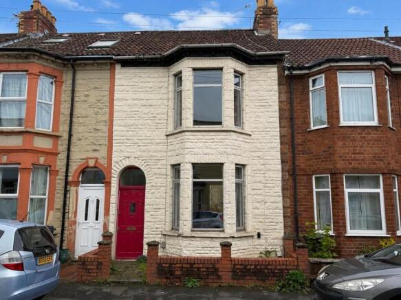 2 bed property, in Salisbury Street, £350,000