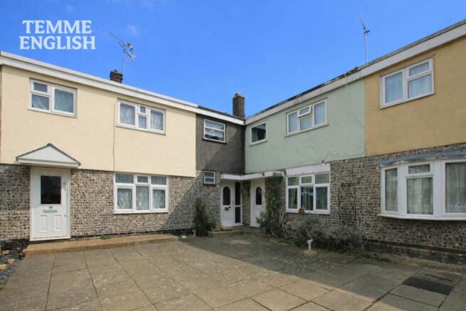 4 bed property, in Audley Way, £385,000