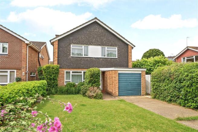 4 bed property, in Send Marsh, £600,000