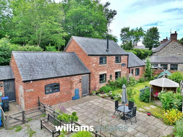 2 bed property, in Denbigh, £349,950