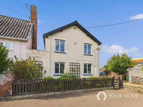 4 bed property, in London Road, £350,000