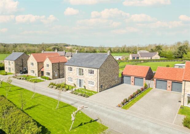3 bed property, in Meadow Lane, £750,000