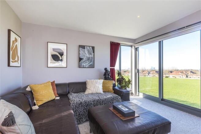 3 bed property, in Gunyard Mews, £395,000