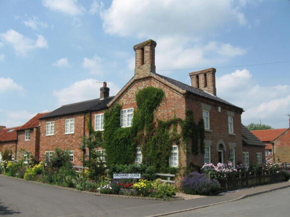 4 bed property, in Chapel Street, £795,000