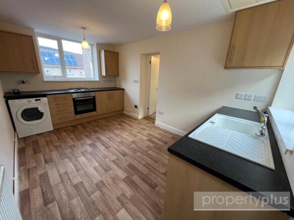 3 bed property, in Tanybryn, £124,950