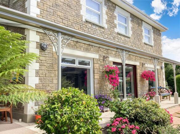 17 bed property, in Highfield Road, £1,195,000