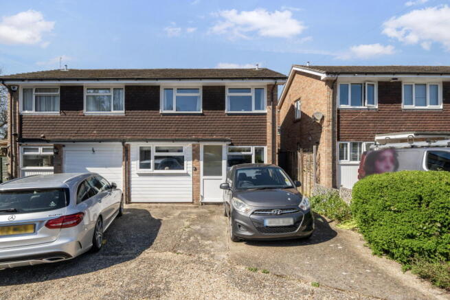 3 bed property, in Hornby Close, £325,000