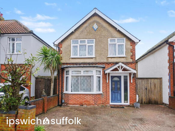 4 bed property, in Goring Road, £450,000
