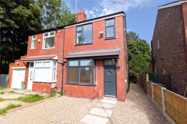 3 bed property, in Mirfield Avenue, £430,000