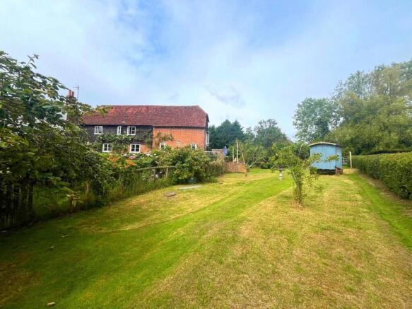 4 bed property, in Frant, £950,000