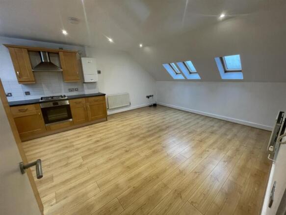 2 bed property, in Alexandra Mews Hulme, £149,950