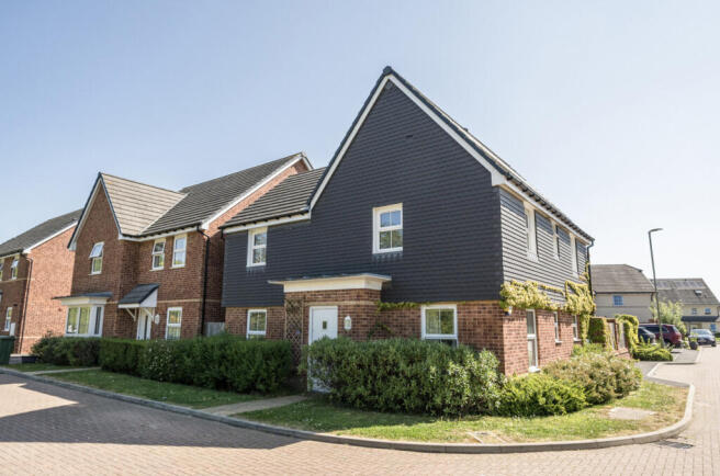 4 bed property, in Renoldson Drive, £510,000