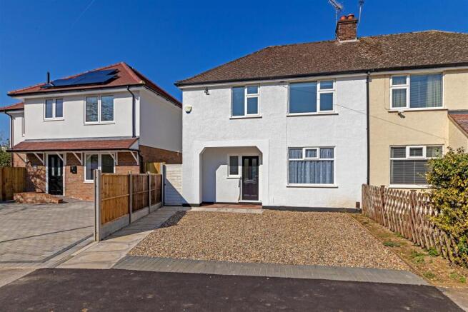 3 bed property, in Firwood Avenue, £550,000