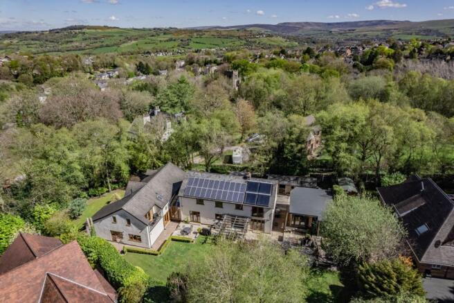 6 bed property, in Red Lane, £1,350,000