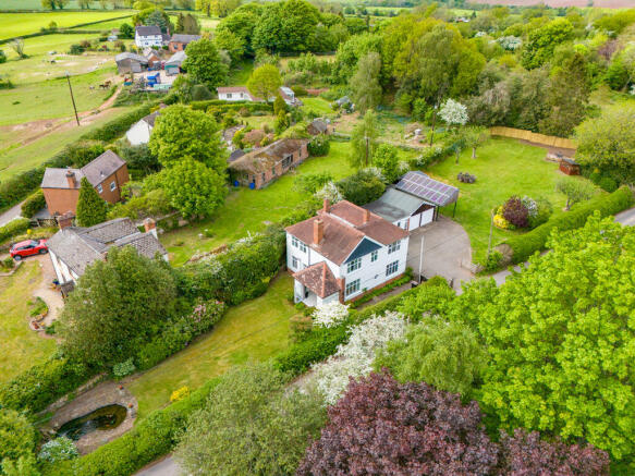 4 bed property, in Broom Hill, £1,150,000