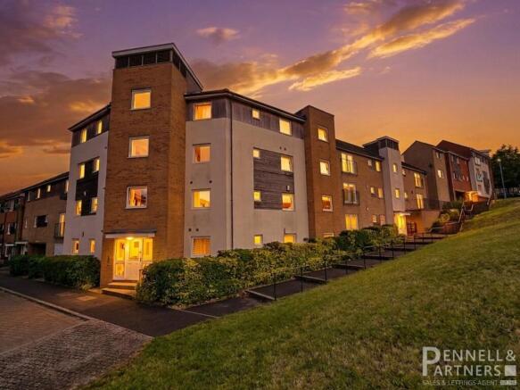 2 bed property, in Brickstead Road, £130,000