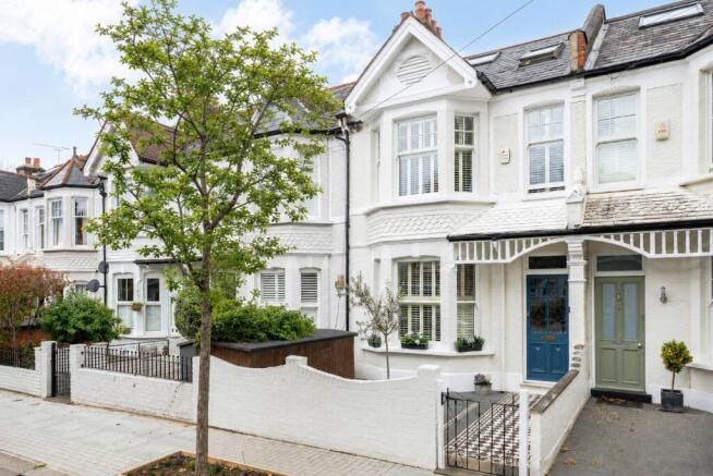 4 bed property, in Elborough Street, £1,400,000