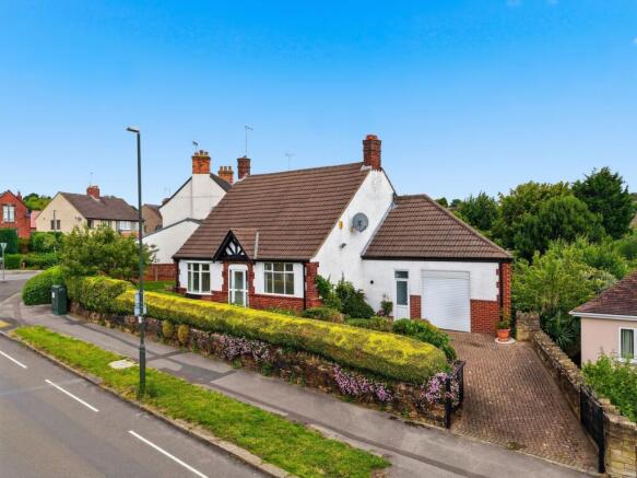 3 bed property, in Newbold Road, £325,000