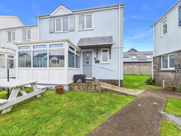 3 bed property, in St. Florence, £175,000