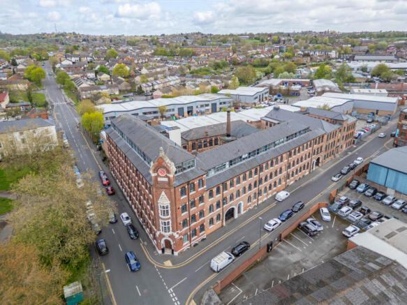 2 bed property, in Roden Street, £150,000