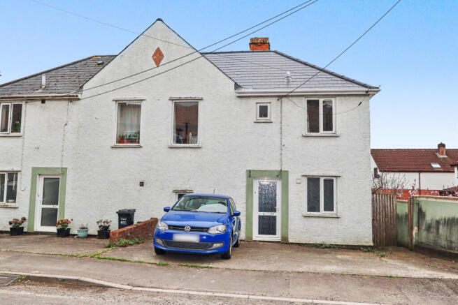3 bed property, in Burcott Road, £285,000