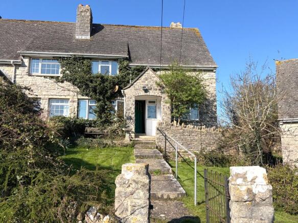 3 bed property, in Three Acre Lane, £395,000