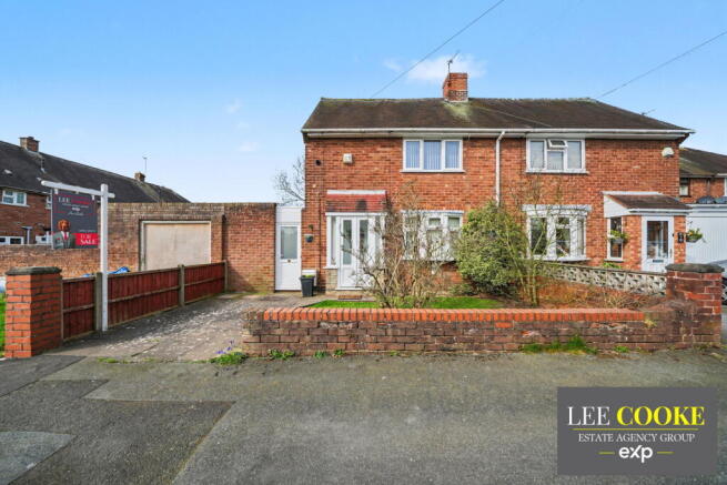 2 bed property, in Thornley Close, £195,000