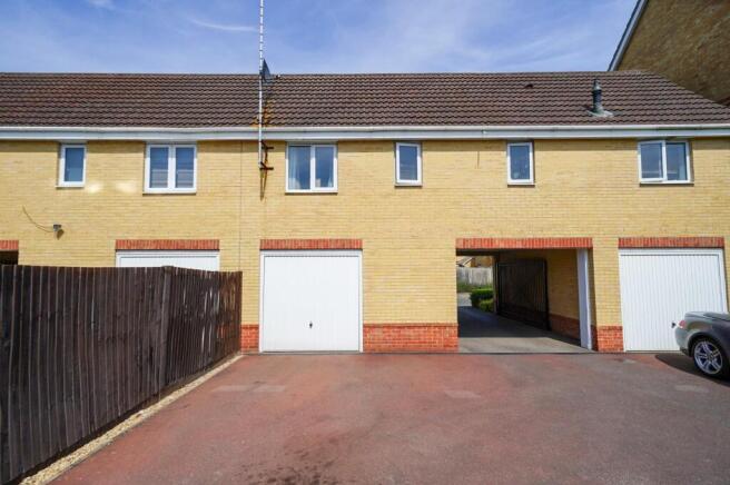 2 bed property, in Goodman Drive, £210,000