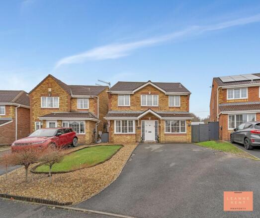 4 bed property, in Heol Tyddyn, £450,000