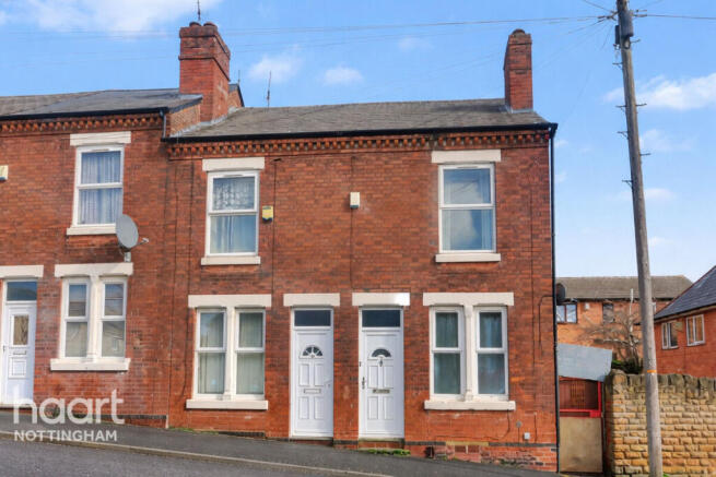 3 bed property, in Leighton Street, £140,000