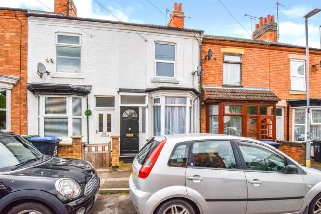3 bed property, in East Street, £215,000
