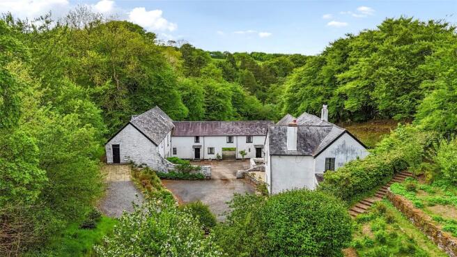 13 bed property, in Sandyway, £1,000,000
