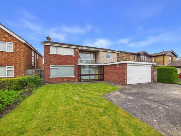 4 bed property, in Henley Road, £550,000