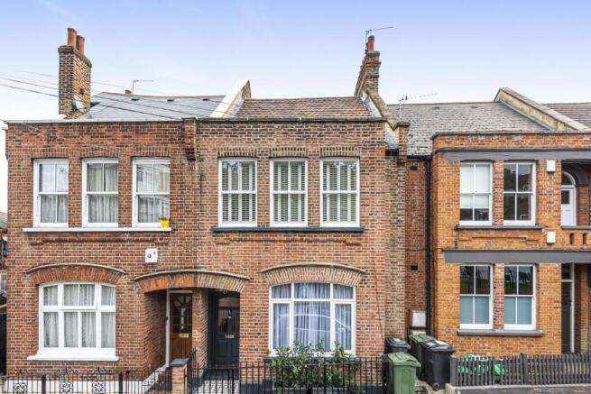 3 bed property, in Calais Street, £1,195,000
