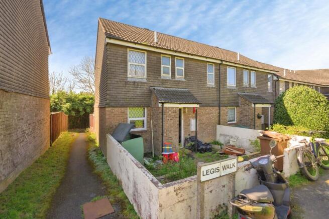 3 bed property, in Legis Walk, £160,000